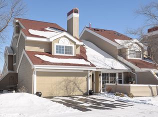 1945 Shenandoah Ct UNIT D, Minneapolis, MN 55447
