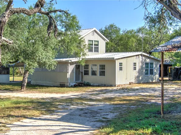 118 Island Dr, Lake City, TX 78368