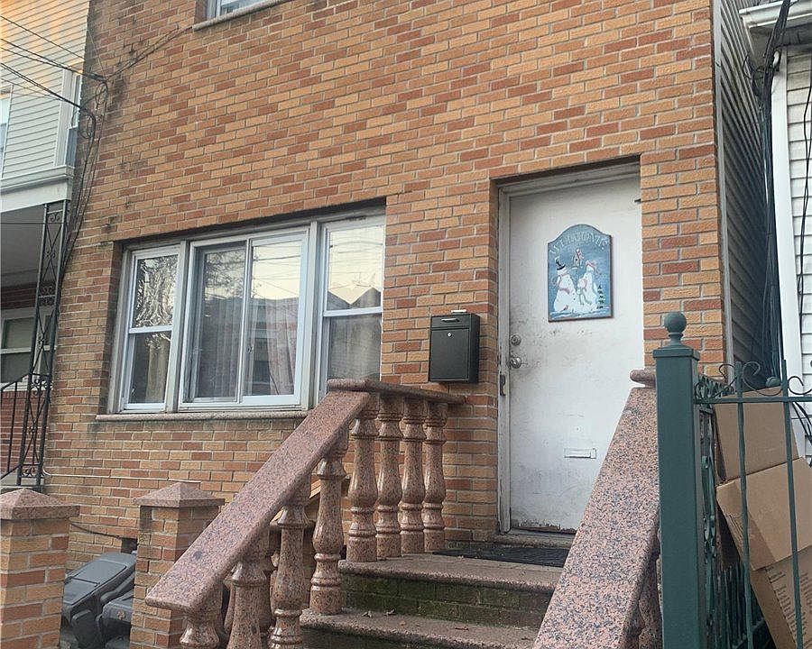 2nd image of 90-10 80th St