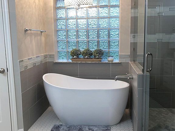 3rd image of 6206 Wildlife Way