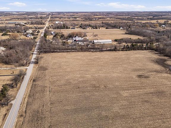 4th image of 8319 3 MILE ROAD