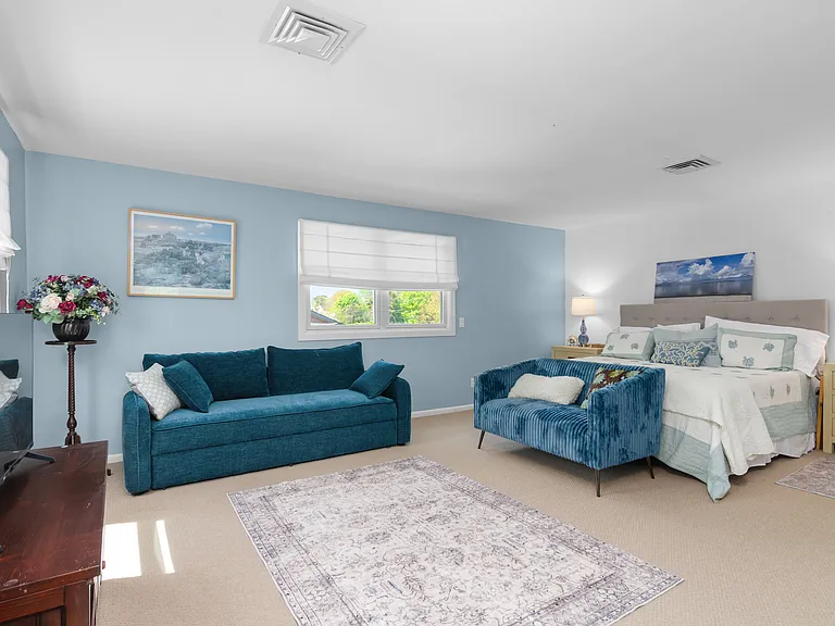 4 Hampton Harbor Rd — Photo 18