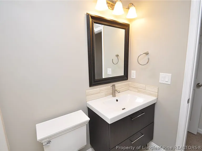 202 Thorncrest Dr — Photo 20