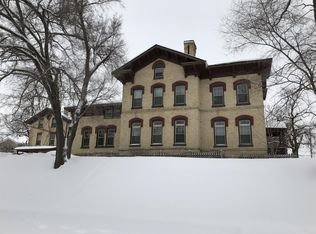 315 Mountain St APT 2, Elgin, IL 60123