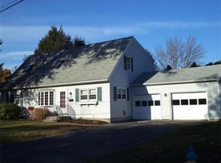 18 Appletree Ln, Holden, MA 01520