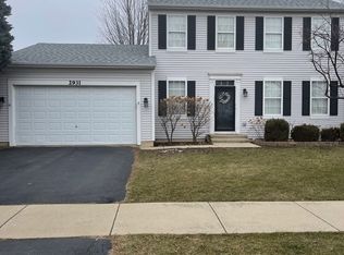 2931 Grand Ridge Cir, Aurora, IL 60503