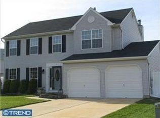 5 Wheatsheaf Cir, Clayton, NJ 08312