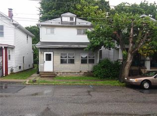 2442 Alder St, Easton, PA 18042