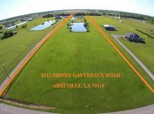 8212 Sidney Gautreaux Rd, Abbeville, LA 70510