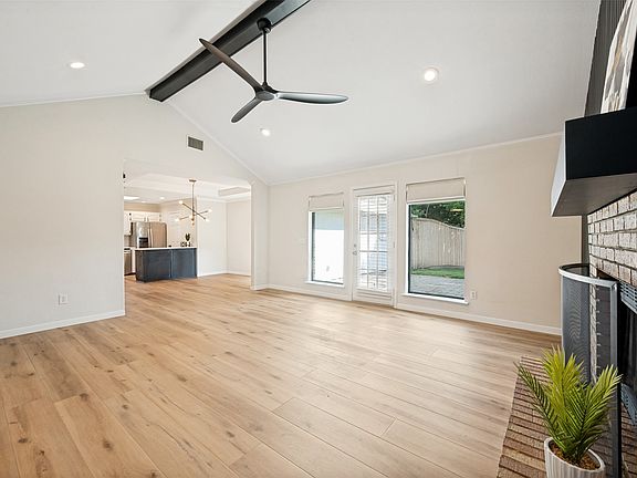 5th image of 1404 Cumberland Trl