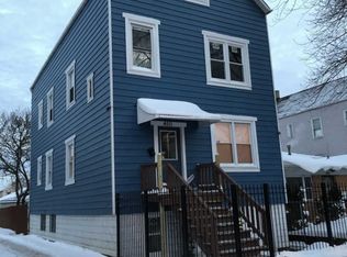 4511 S Honore St #1, Chicago, IL 60609