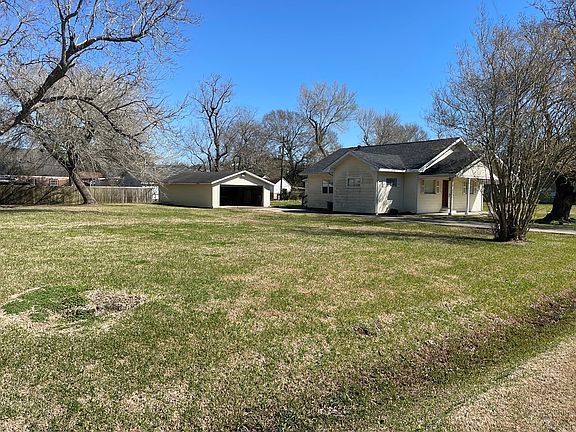 5th image of 2810 Lombardy Dr