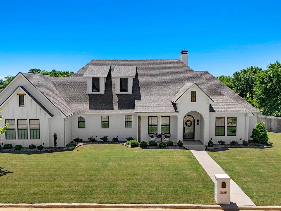 1st image of 20264 Roebuck Dr