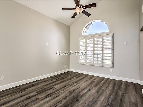 4th image of 1332 Grey Hunter Dr