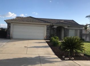 2757 W Buena Vista Dr, Rialto, CA 92377