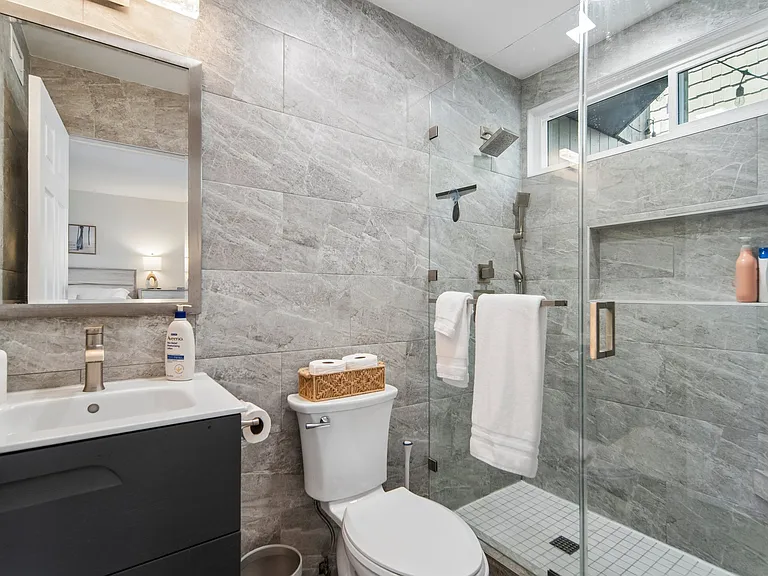 253 Fairview St #253 — Photo 57