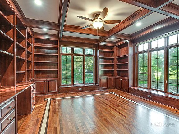 5th image of 5541 Churchill Ln