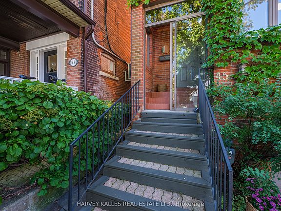 2nd image of 45 Melgund Rd