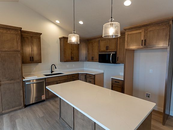 5th image of 4110 Ridgecrest Ln