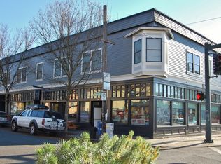 5010 SE Hawthorne Blvd APT D, Portland, OR 97215