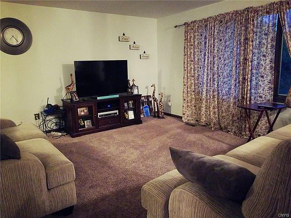 4th image of 421 Idlewood Blvd