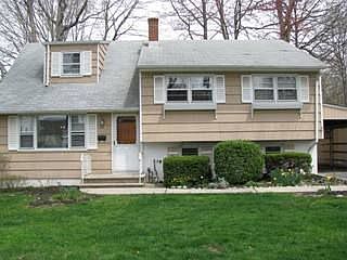 Lovely home in a lovely neighborhood