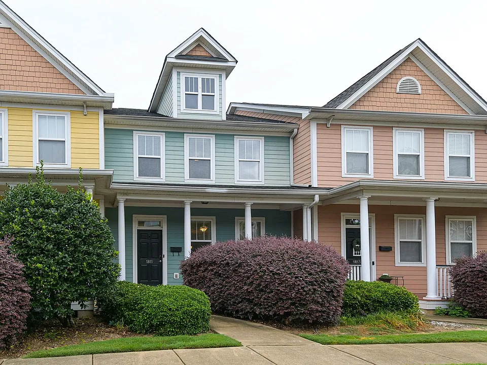 1811 Pulaski St