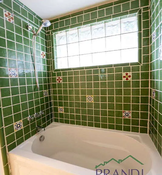 357 Forrest Ave — Photo 9