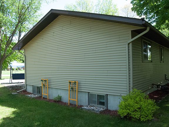 3rd image of 8333 W Whispering Pines Cir