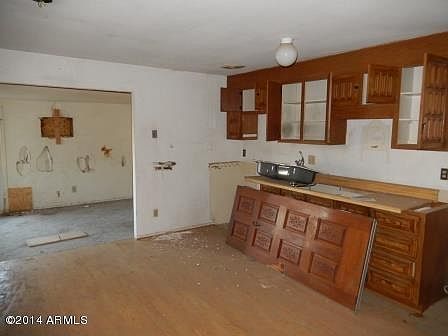 4th image of 1917 N 69th Ave