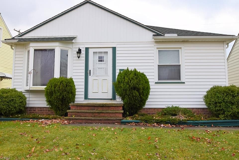 1st image of 3319 Wellington Ave