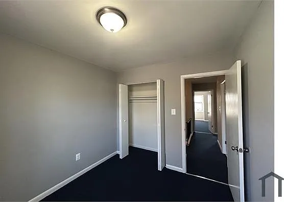 409 Berkshire Ct — Photo 9