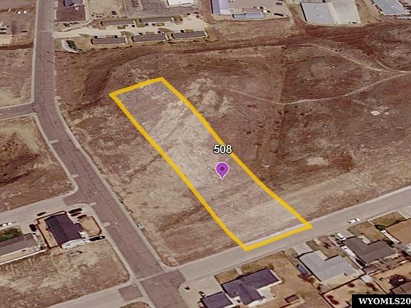 3rd image of 508 Emigrant Dr