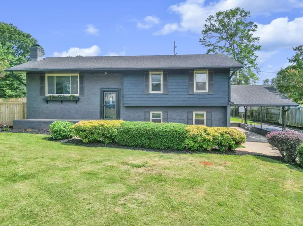 1 W Golden Strip Dr, Mauldin, SC 29662