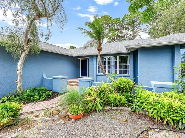 27151 Richview CT, BONITA SPRINGS, FL 34135