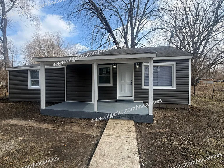 4385 Taney St — Photo 15