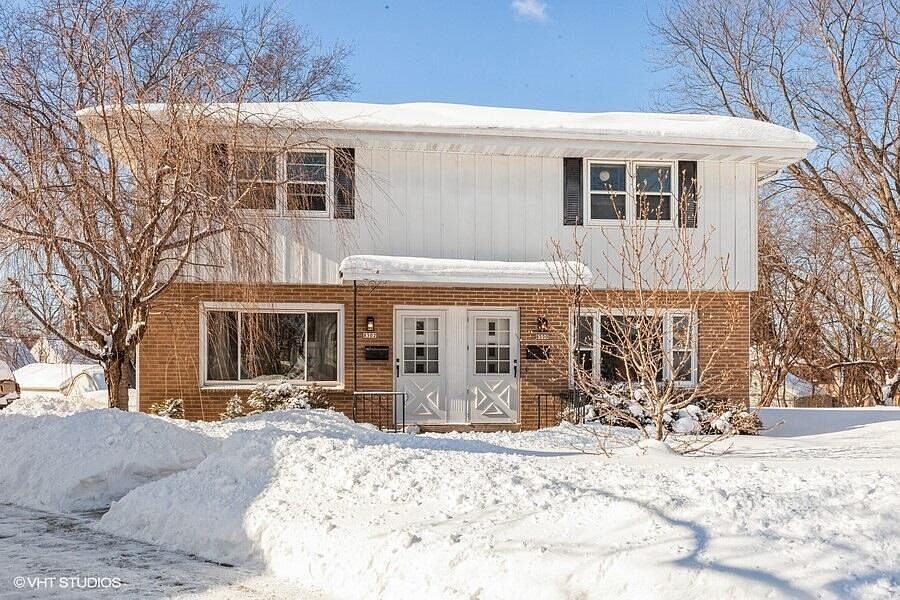 1st image of 8300 W Euclid Ave #8302