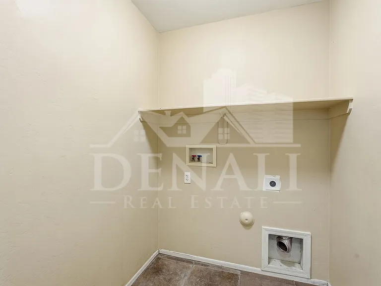3576 W Goshen Dr — Photo 26