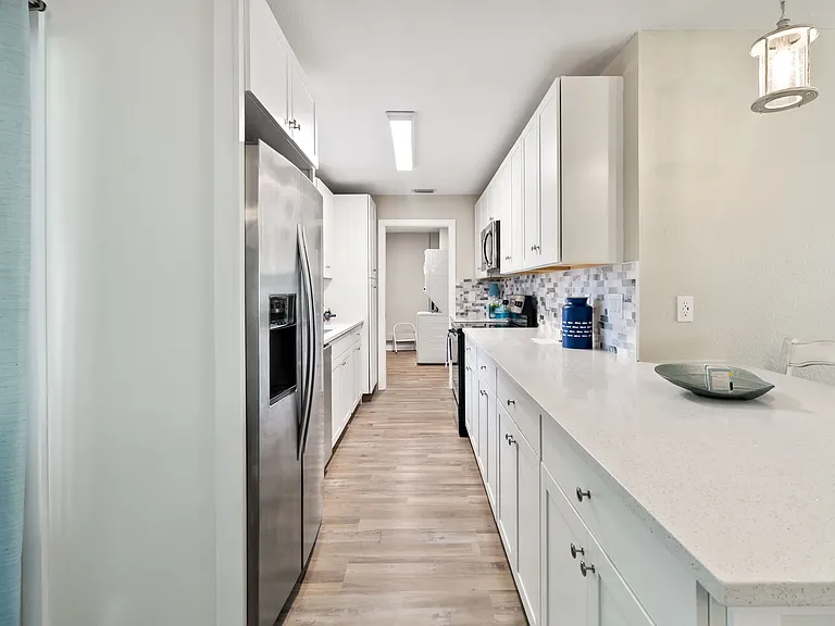 526 Conrad Rd — Photo 13