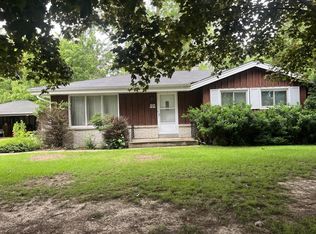 W234N5809 Lilac Dr, Sussex, WI 53089