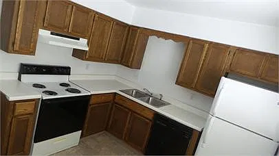 920 E. 26th Street - 1 — Photo 2