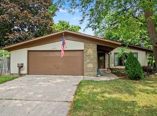 2804 Dina St, Midland, MI 48642