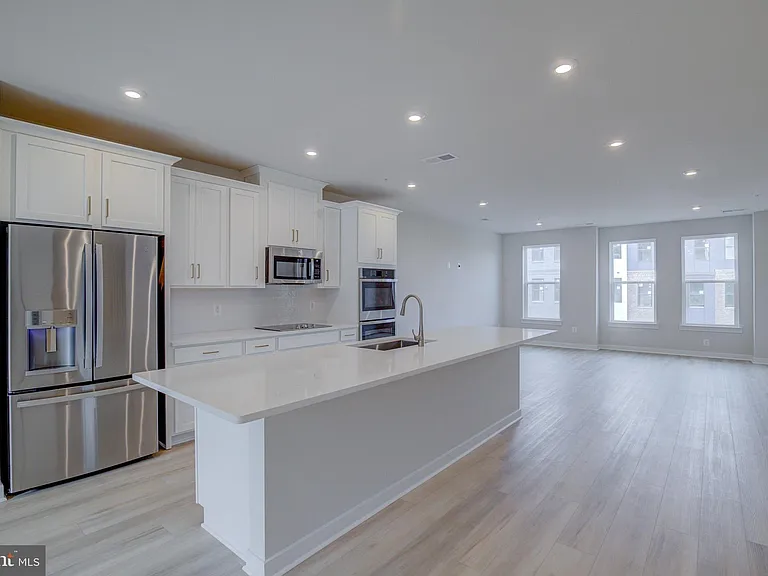 14138 Gypsum Loop — Photo 5