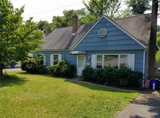 76 Clifton St, Edison, NJ 08817