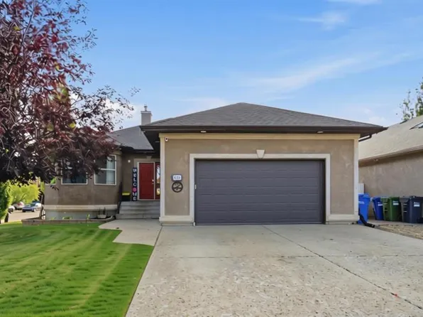 125 E Ainsworth Cres, Red Deer, AB T4R 3B1