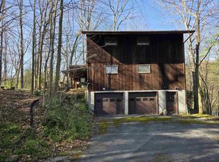2 Fox Ridge Rd, Elkins, WV 26241