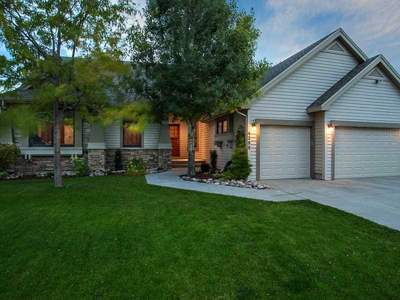 1st image of 4258 Huckleberry Ln S