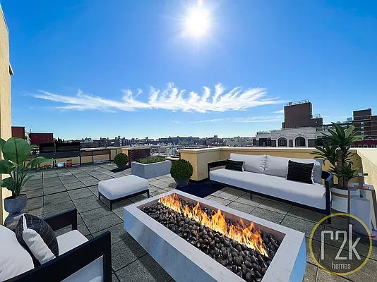 Rented by Realty 2000 Corp | media 45