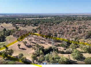 6666 Peyton Rd, Bryan, TX 77807