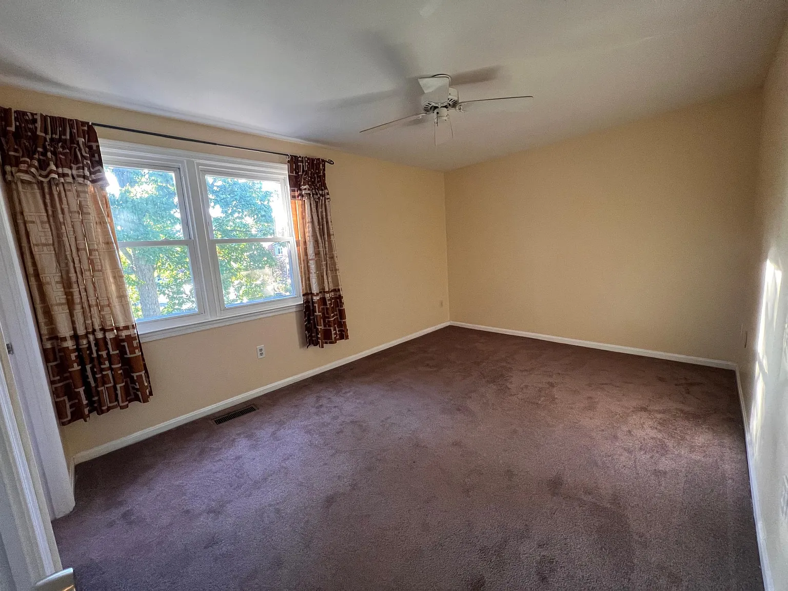 3032 Talking Rock Dr — Photo 2